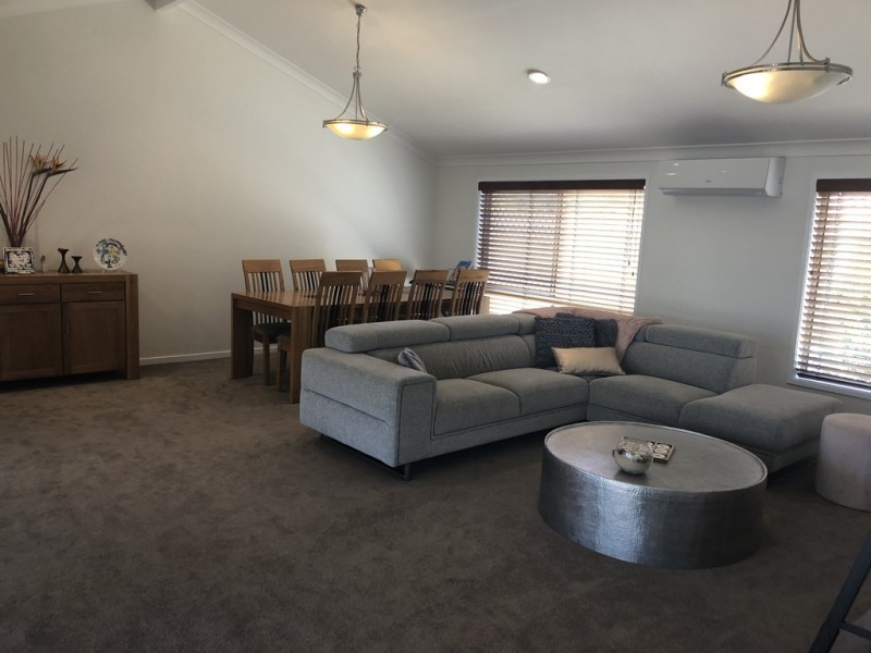 59 Dorsal Drive, Birkdale QLD 4159