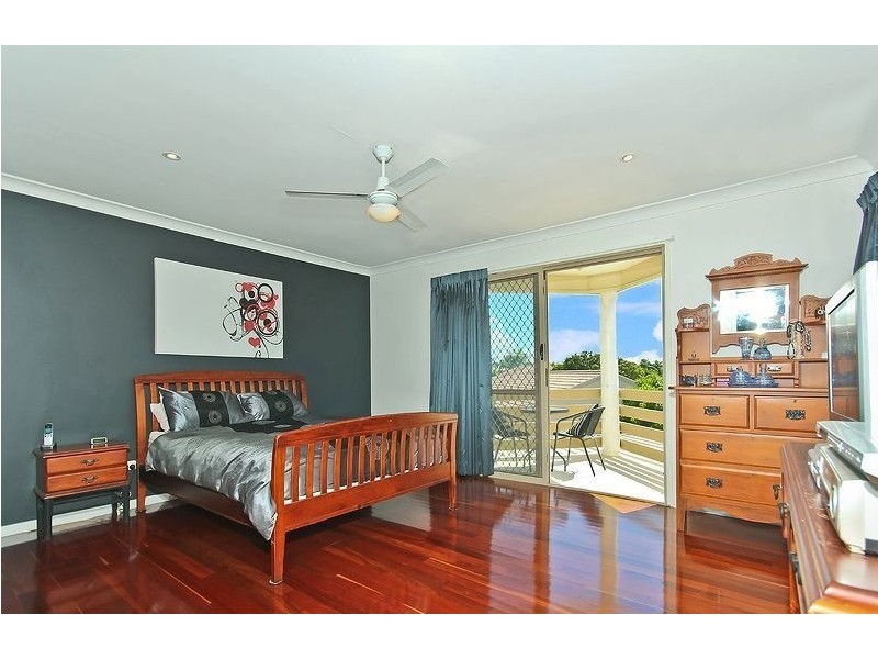 59 Dorsal Drive, Birkdale QLD 4159