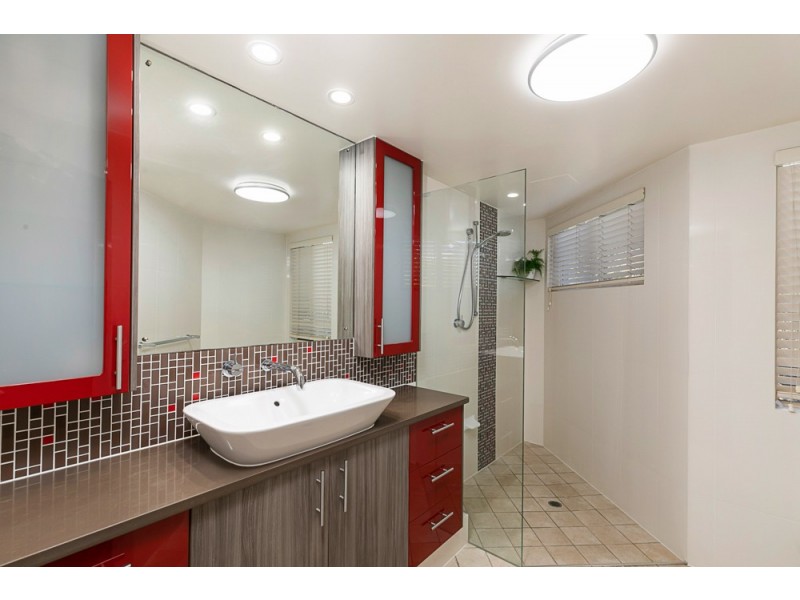 4/10-14 Esperance Court, Cleveland QLD 4163