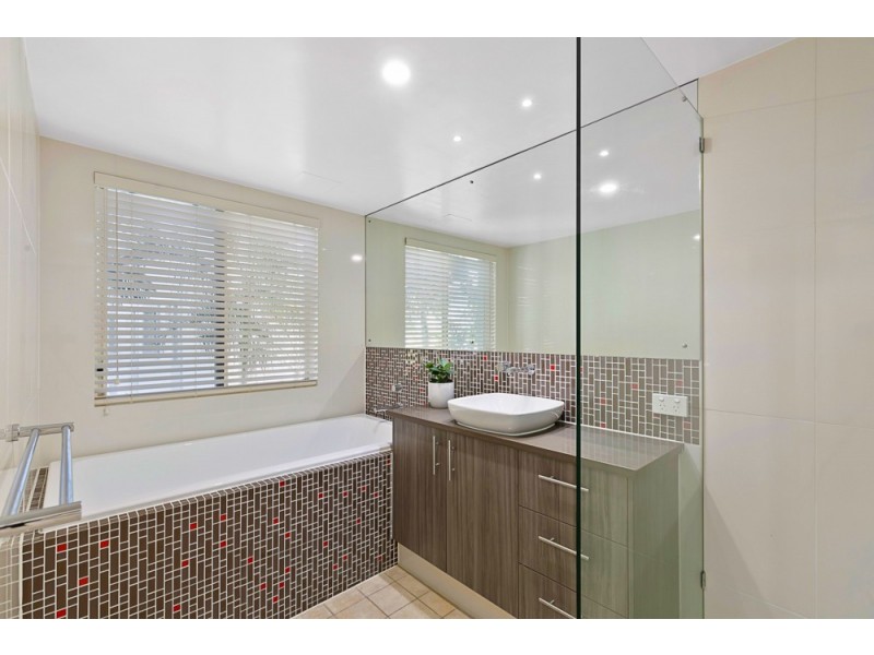 4/10-14 Esperance Court, Cleveland QLD 4163