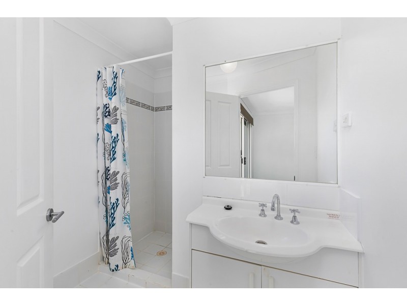 3/15 Peterson Street, Wellington Point QLD 4160