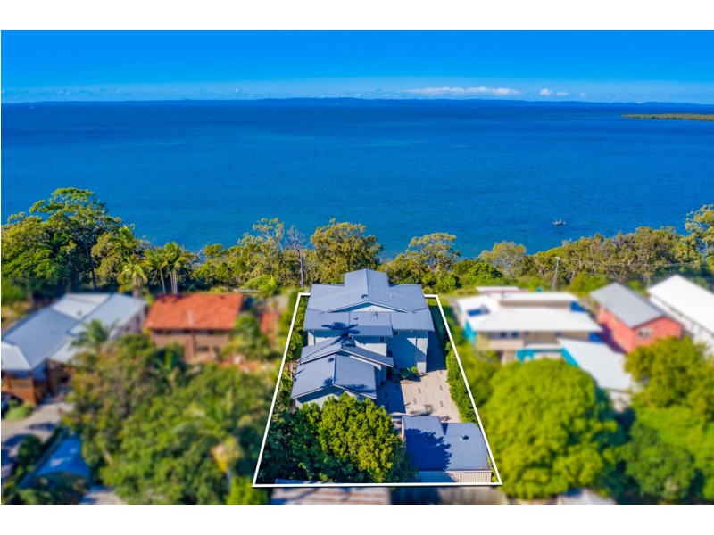 11 Esplanade, Wellington Point QLD 4160