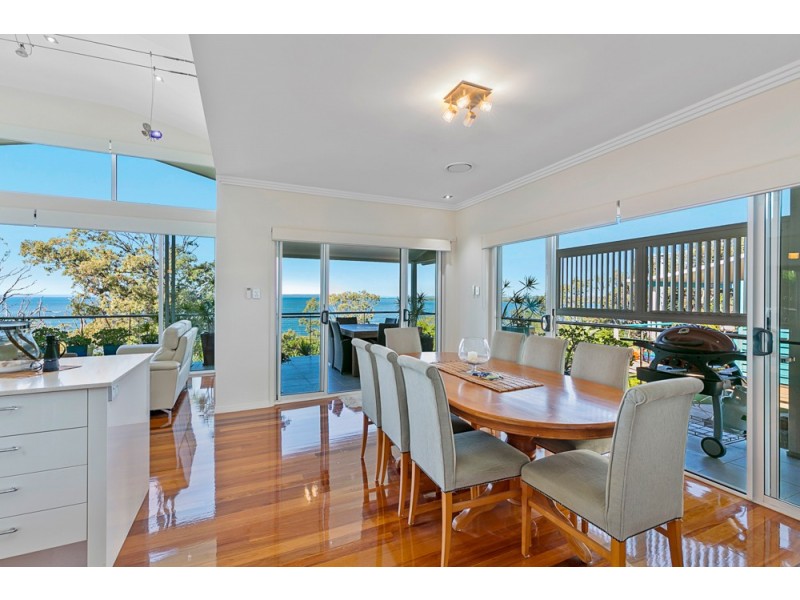 11 Esplanade, Wellington Point QLD 4160