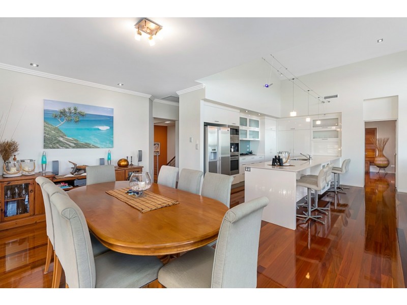 11 Esplanade, Wellington Point QLD 4160
