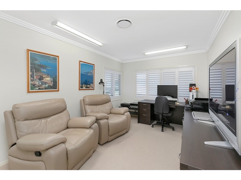 11 Esplanade, Wellington Point QLD 4160