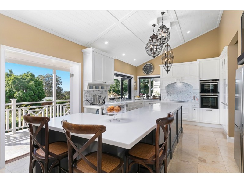 7 Chatsworth Circuit, Capalaba QLD 4157