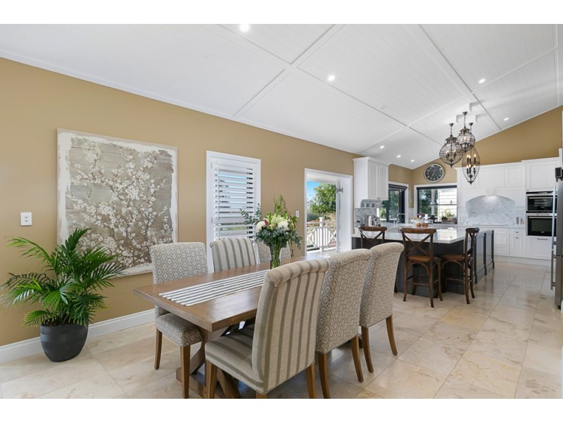 7 Chatsworth Circuit, Capalaba QLD 4157
