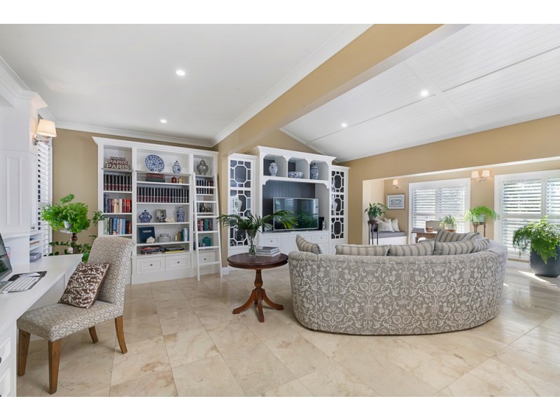 7 Chatsworth Circuit, Capalaba QLD 4157
