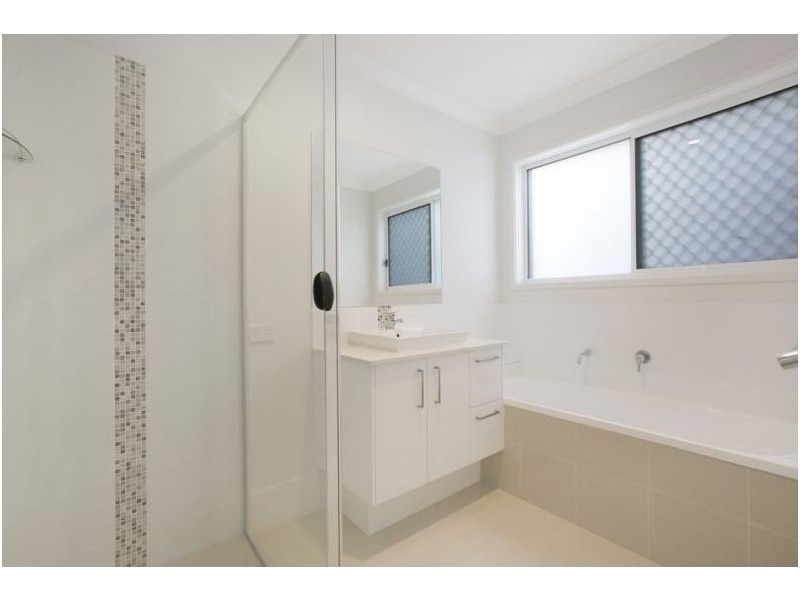 36 Wellesley Street, Wellington Point QLD 4160