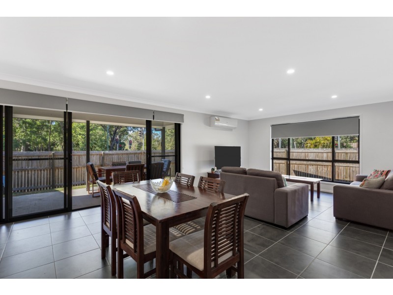 2 Starkey Street, Wellington Point QLD 4160