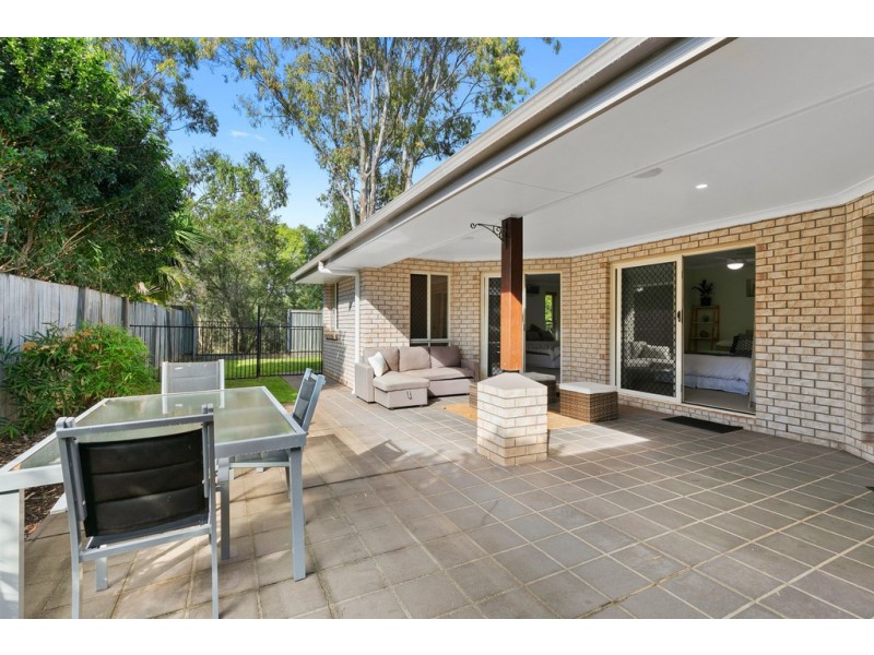 3 Cedarview Place, Wellington Point QLD 4160