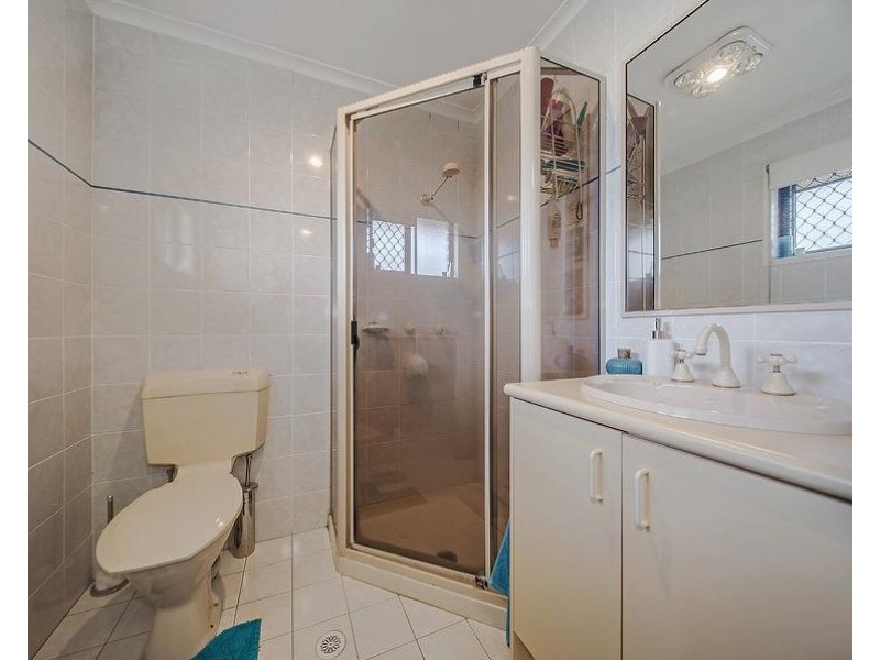 49 Barramay street, Manly West QLD 4179