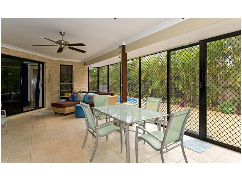 6 Trafalgar Vale Avenue, Wellington Point QLD 4160