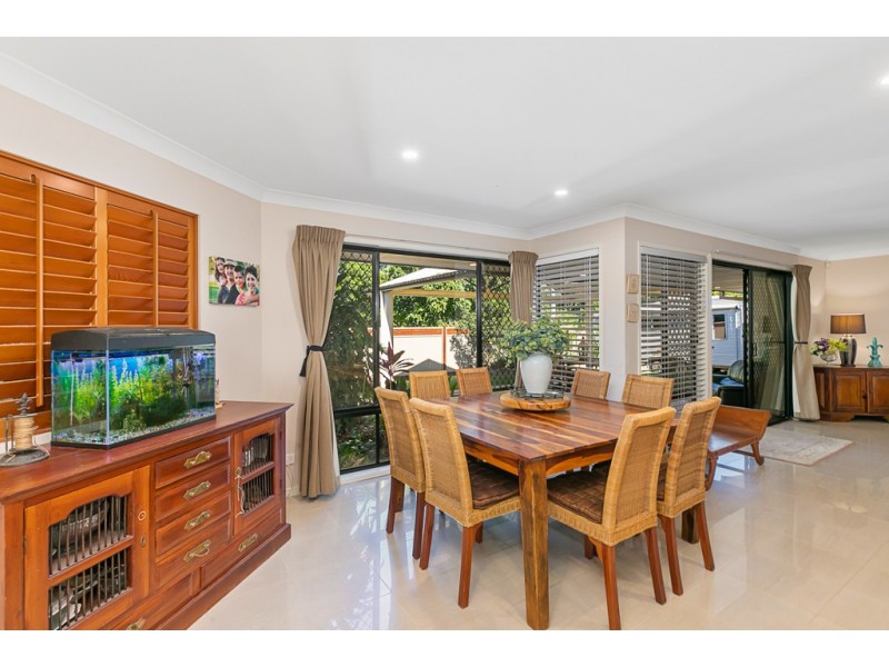 34 Hilliards Park Drive, Wellington Point QLD 4160