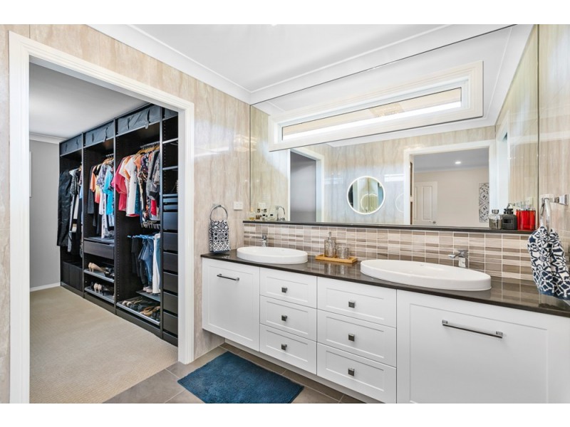 20-22 Chermside Street, Wellington Point QLD 4160