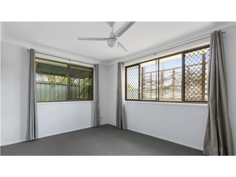 2 Lawn Terrace, Capalaba QLD 4157