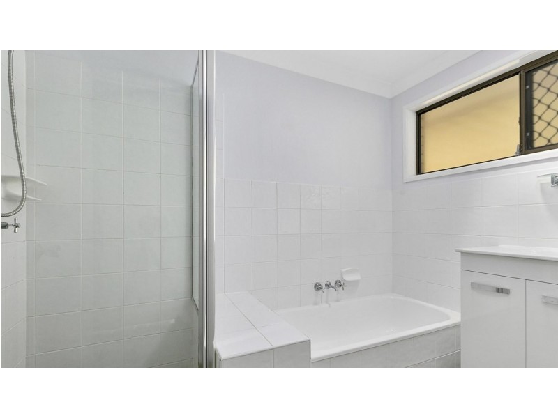 2 Lawn Terrace, Capalaba QLD 4157