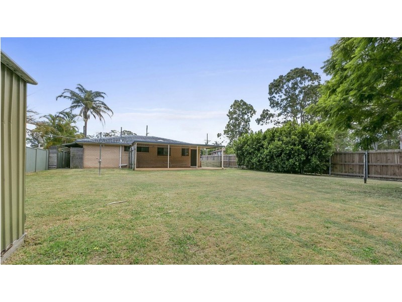 2 Lawn Terrace, Capalaba QLD 4157
