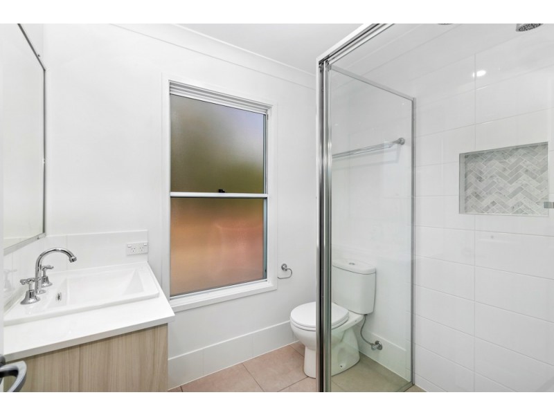 4a Starkey Street, Wellington Point QLD 4160