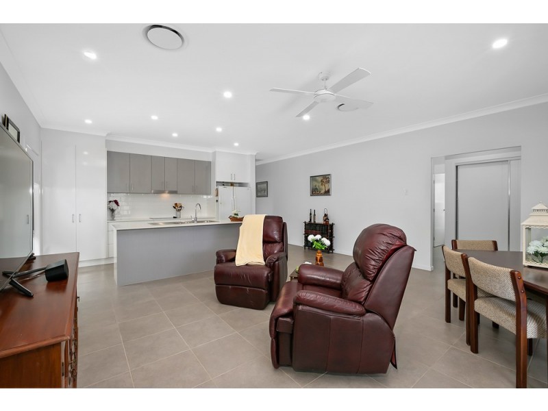 39 Albert Street, Ormiston QLD 4160