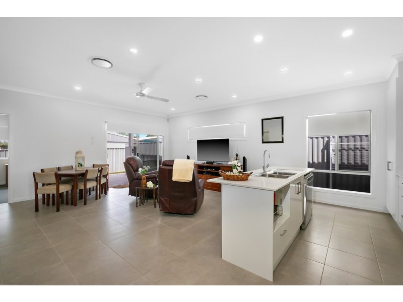 39 Albert Street, Ormiston QLD 4160