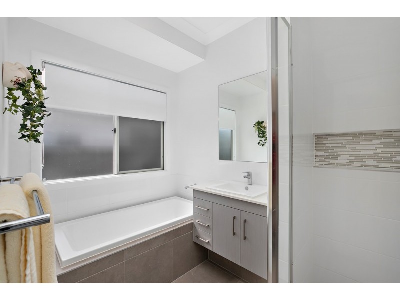 39 Albert Street, Ormiston QLD 4160