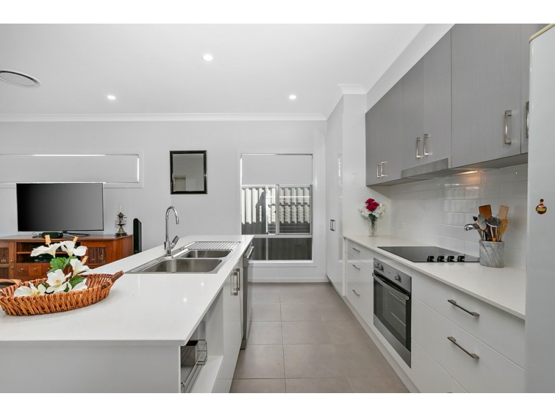 39 Albert Street, Ormiston QLD 4160