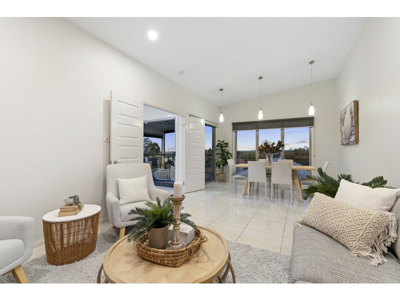 333 Main Road, Wellington Point QLD 4160