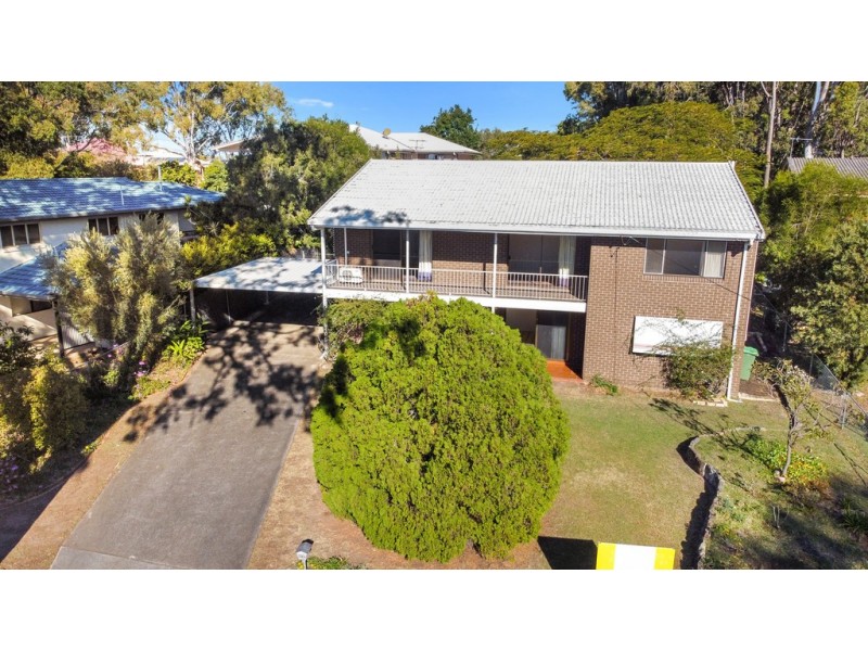 3 Bovingdon Street, Birkdale QLD 4159