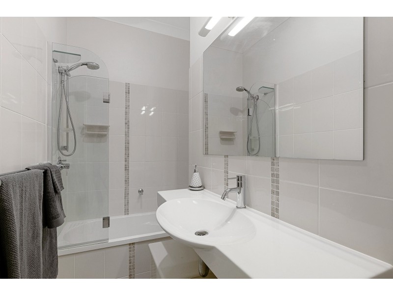 1/16 Mary Street, Birkdale QLD 4159