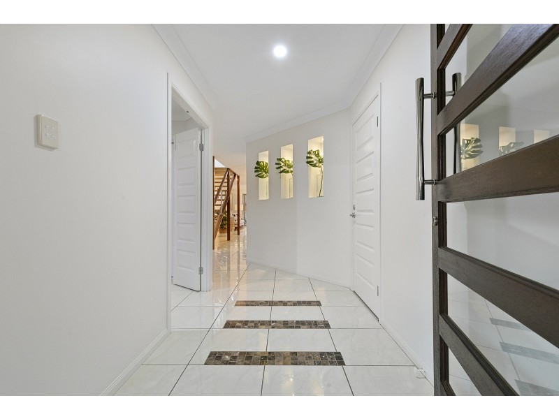 333 Main Road, Wellington Point QLD 4160