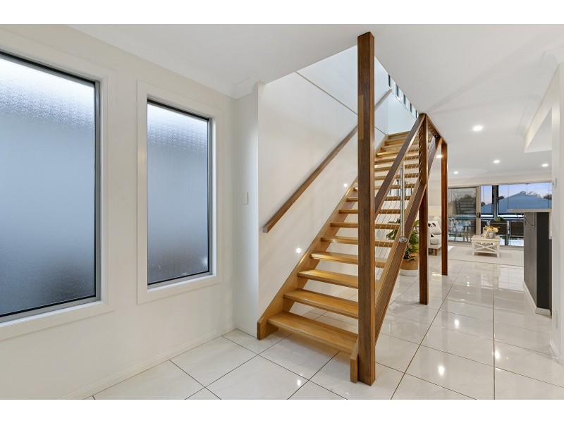 333 Main Road, Wellington Point QLD 4160