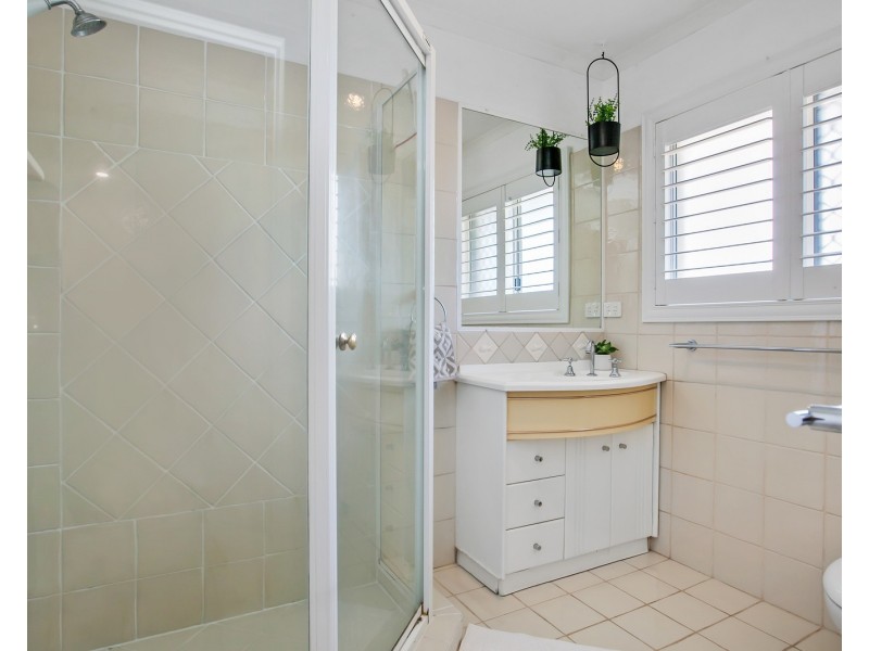 21 Oceanic Street, Wellington Point QLD 4160