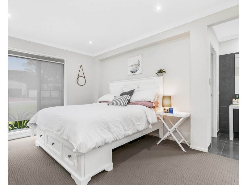 6 Plumer Street, Wellington Point QLD 4160