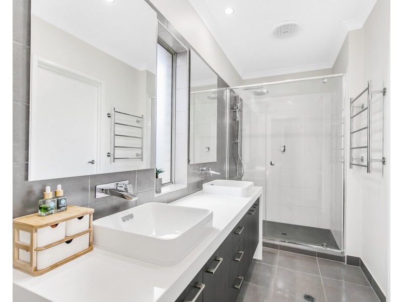 6 Plumer Street, Wellington Point QLD 4160