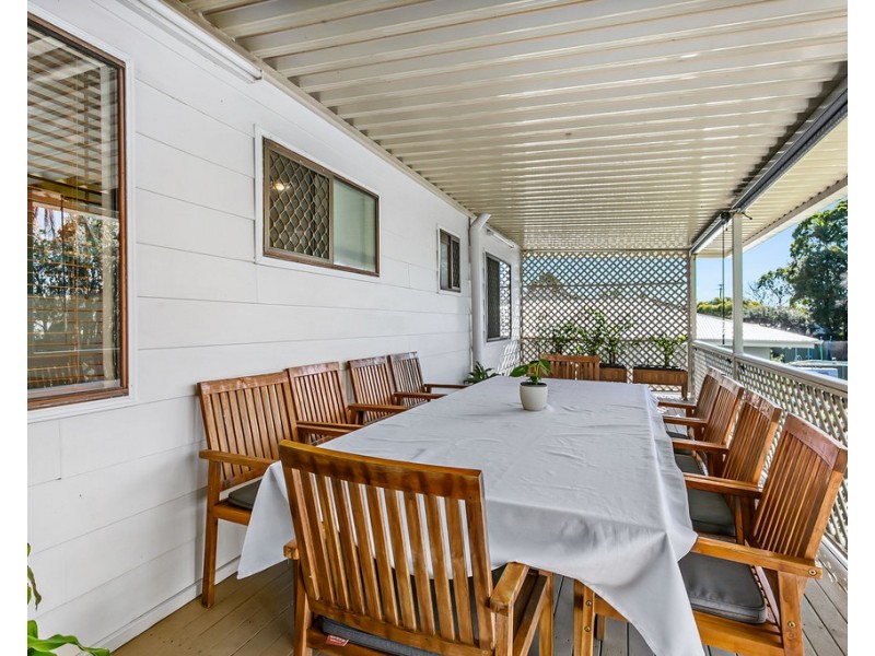 15 Boorana Street, Thorneside QLD 4158