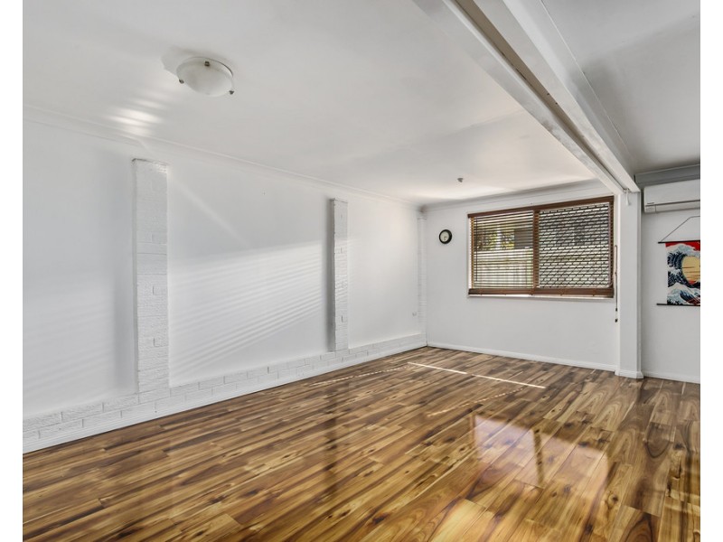 15 Boorana Street, Thorneside QLD 4158