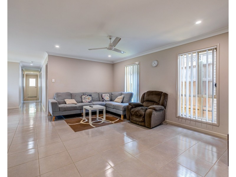 64 Randall Road, Birkdale QLD 4159