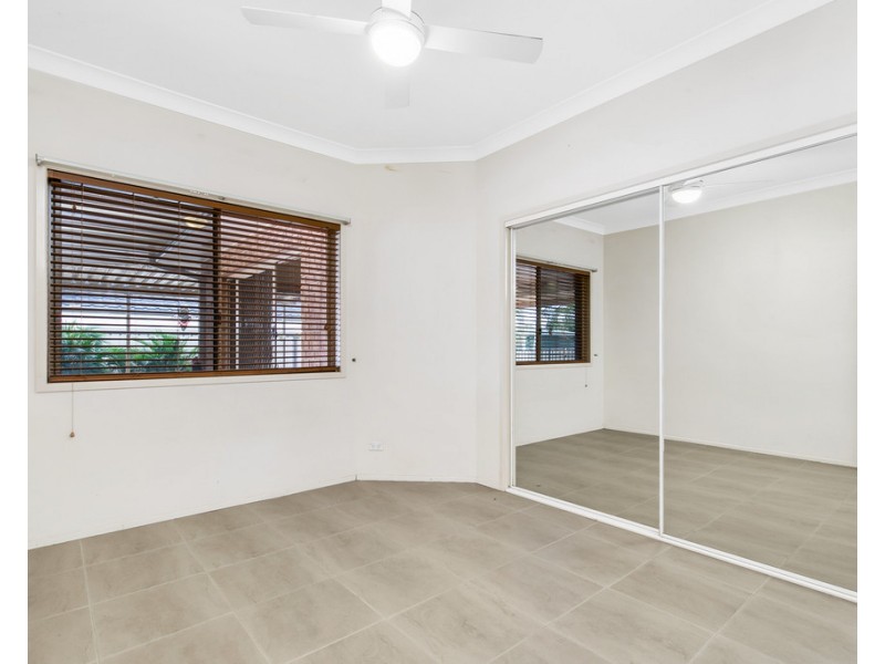 17 Queensbury Court, Wellington Point QLD 4160