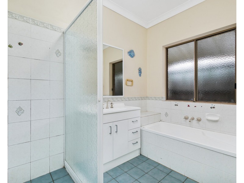 17 Queensbury Court, Wellington Point QLD 4160