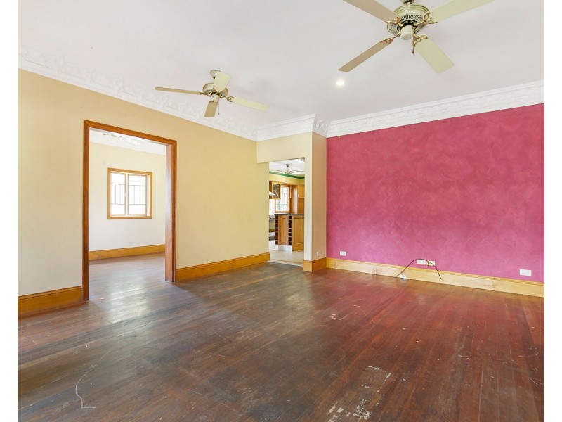 980 New Cleveland Road, Gumdale QLD 4154
