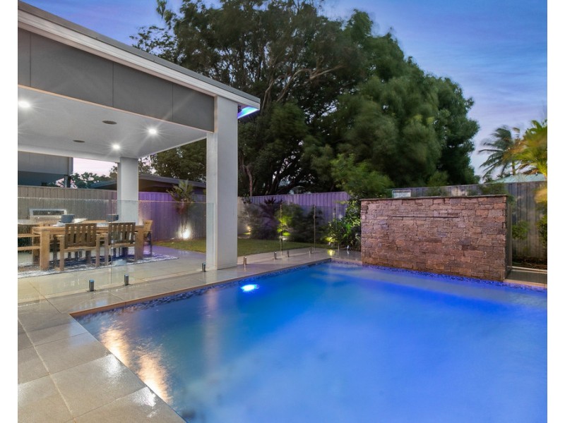 56 Main Road, Wellington Point QLD 4160