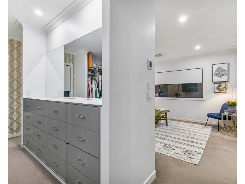 56 Main Road, Wellington Point QLD 4160