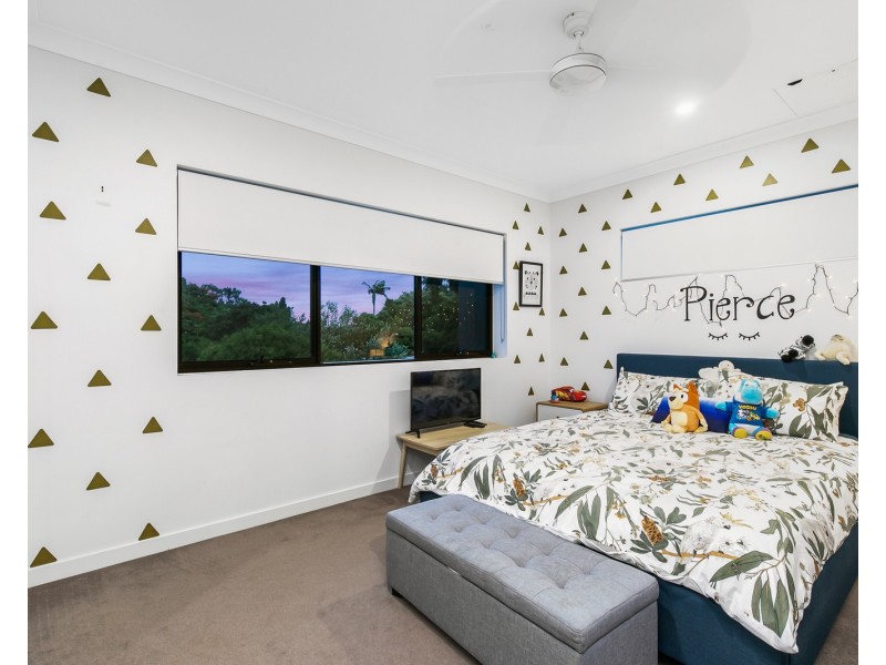 56 Main Road, Wellington Point QLD 4160