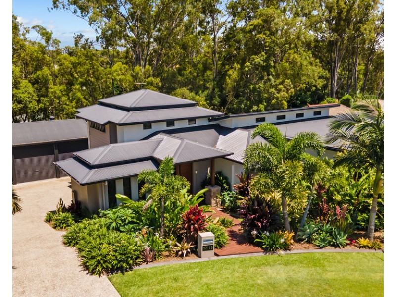 17-19 Magnetic Place, Redland Bay QLD 4165