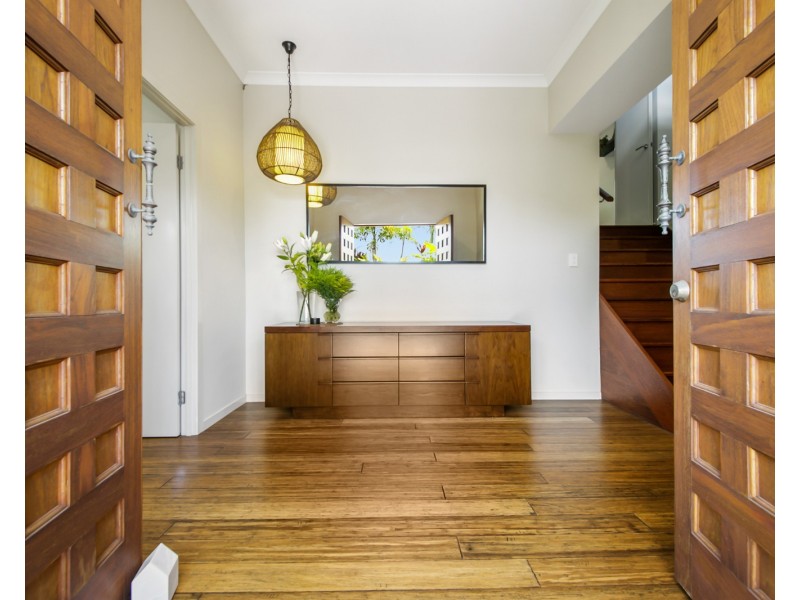 17-19 Magnetic Place, Redland Bay QLD 4165