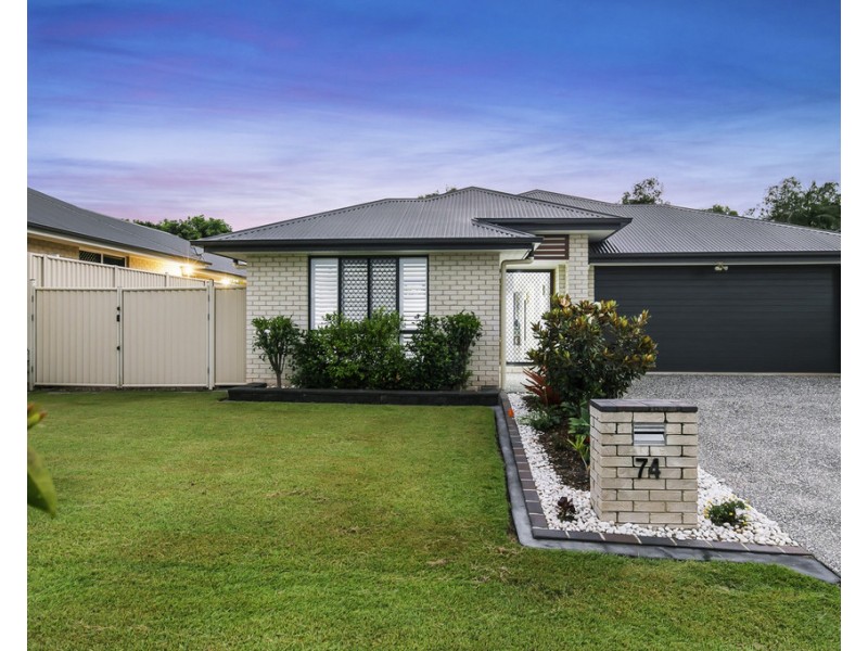 74 Spurs Drive, Wellington Point QLD 4160