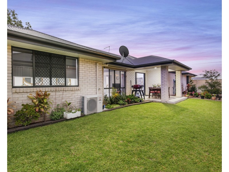 74 Spurs Drive, Wellington Point QLD 4160