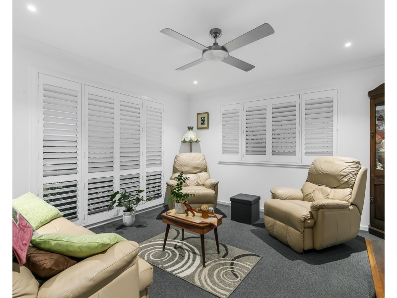 74 Spurs Drive, Wellington Point QLD 4160