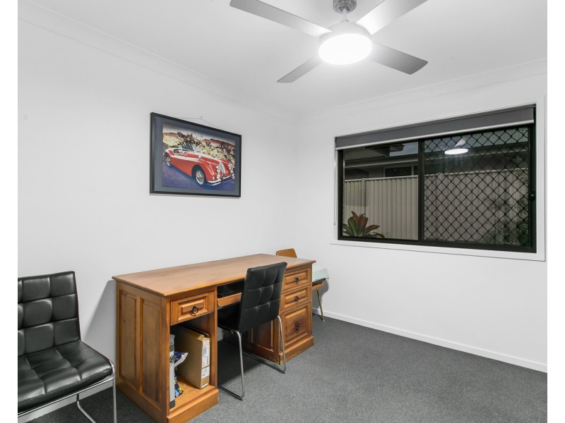 74 Spurs Drive, Wellington Point QLD 4160